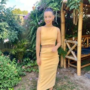 Meet your Posher, Julia